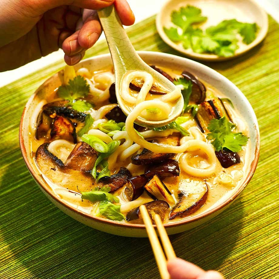 Ultra Creamy Aubergine & Mushroom Ramen With Udon Noodles